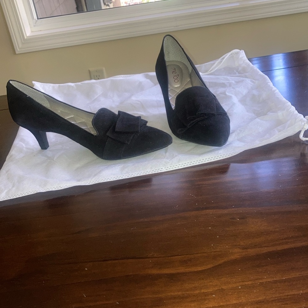 Black suede pumps, perfect for holiday weddings and parties.